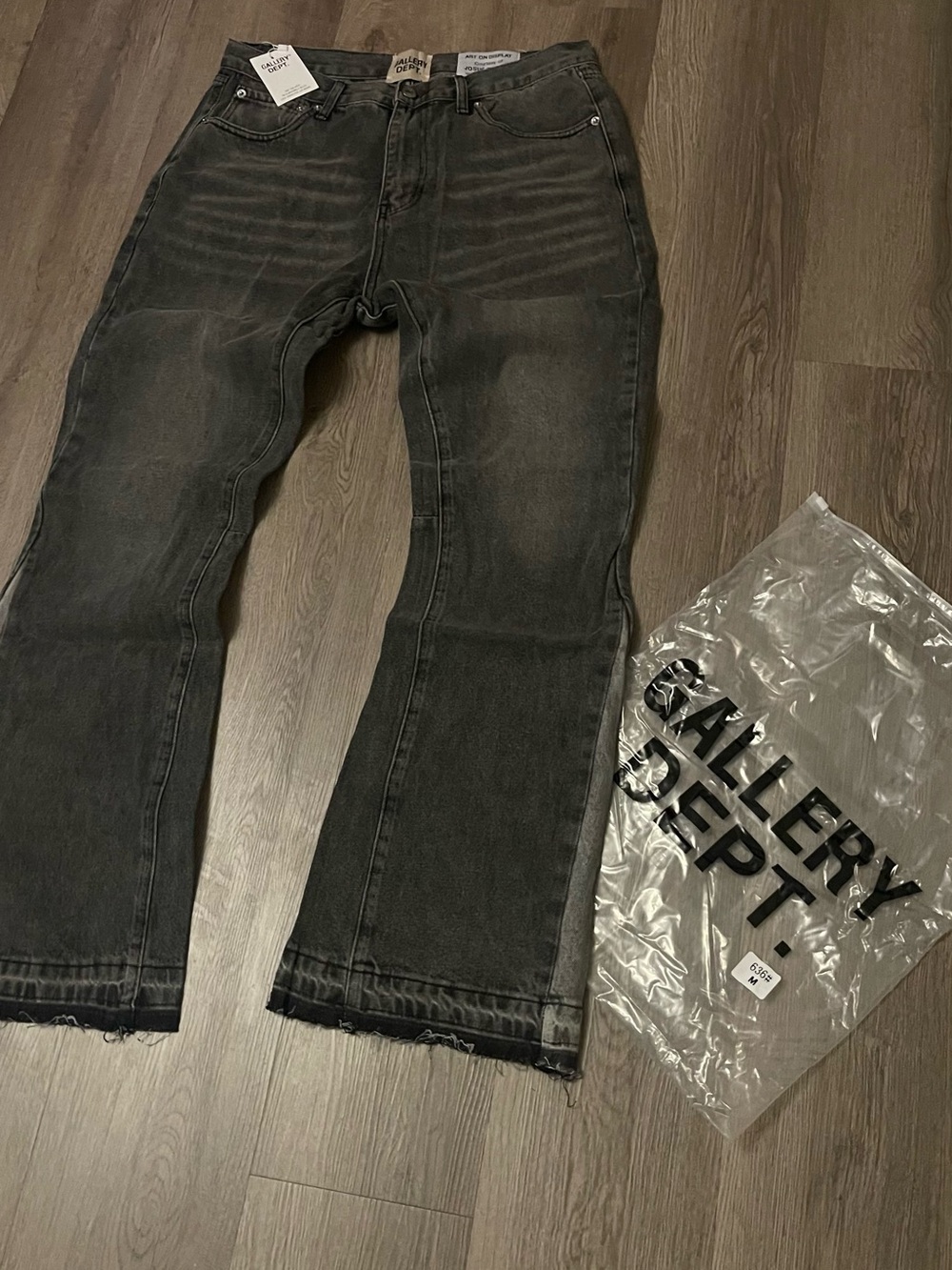 Gallery Dept Men's Faded Black flared out Jeans